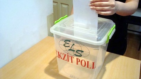 4 təşkilat referendumda &ldquo;exit-poll&rdquo; ke&ccedil;irmək istəyir