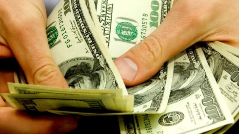 Azərbaycanda dollarlaşmaya qarşı TƏKLİFLƏR verildi