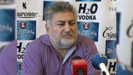 "Sərkisyanı əraziləri verməyə məcbur edirlər" - Erməni politoloq