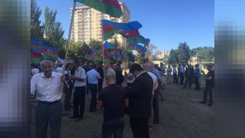 M&uuml;savat Partiyası mitinq ke&ccedil;irir