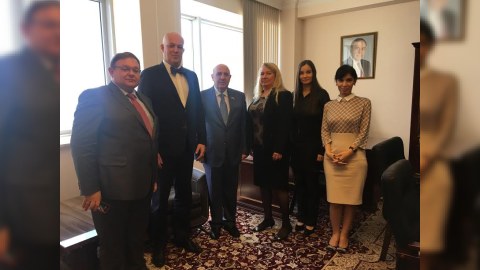 Estoniyalı həkimlər Bakıya niyə gəldi?