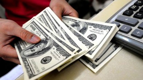 Dollarla olan kreditlər silinir?