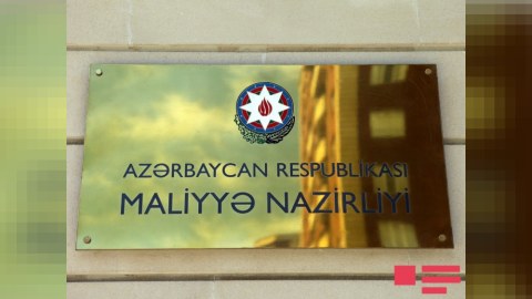 Maliyyə Nazirliyi jurnalistləri HƏDƏLƏDİ