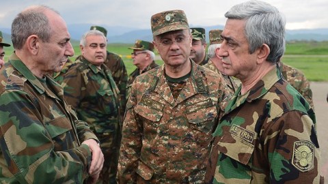 Ohanyan müdafiə naziri postundan uzaqlaşdırılır  