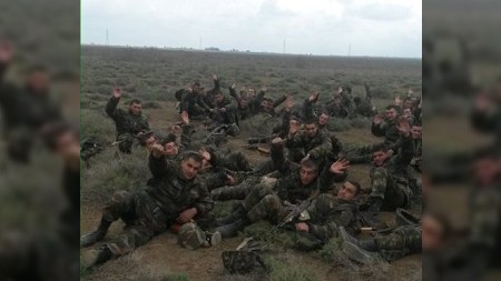 K&uuml;rşad ruhlu komandirin şəhid əsgərləri...  