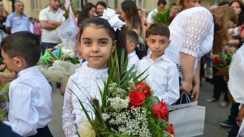 I sinfə qəbul olunan şagirdlərlə bağlı statistika AÇIQLANDI