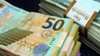 Dollar və manatın bugünkü MƏZƏNNƏSİ