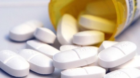 Azərbaycana 2,5 kiloqram psixotrop vasitə ke&ccedil;irmək istəyən şəxs saxlanıldı