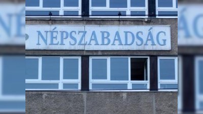Ən b&ouml;y&uuml;k m&uuml;xalifət qəzeti &ccedil;apını dayandırdı