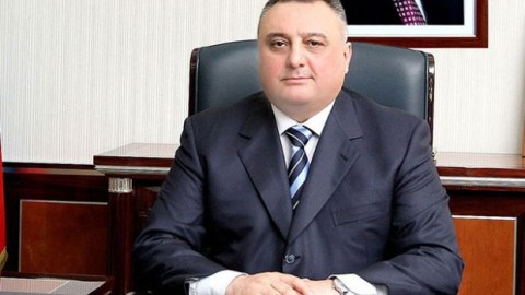 &Ccedil;ovdarov dedi: &ldquo;Sən hələ Eldar Mahmudovu yaxşı tanımırsan...&rdquo;&nbsp;  &nbsp;