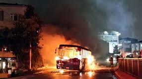 Turist avtobusu qəzaya uğradı: 9 ölü, 7 yaralı 