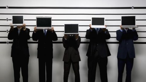 Avropada 42 internet-fırıldaq&ccedil;ı həbs edilib