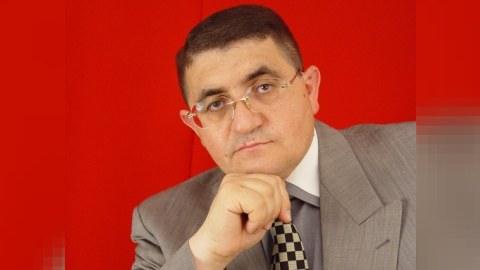 Mehdi H&uuml;seyn, 1  