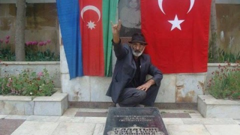 &ldquo;Polis məni d&ouml;yd&uuml;, burnum qırılsa da, bayrağı vermədim&rdquo; - Bayraqdarla M&Uuml;SAHİBƏ  