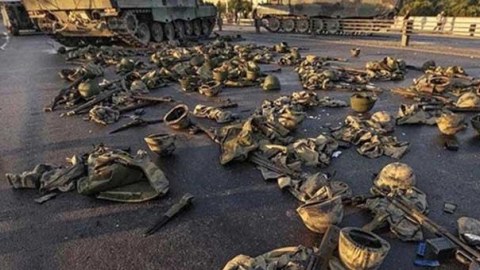 Türkiyədə daha 291 zabit xidmətdən uzaqlaşdırılıb