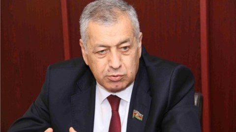 Vahid Əhmədov: “Büdcə zərfində müəyyən dəyişiklik nəzərdə tutulur”  
