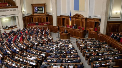 Deputat həmkarlarını &ldquo;qoyun&rdquo;&nbsp; adlandırdı
