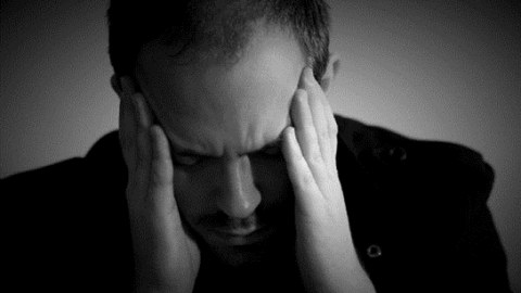 Azərbaycanda TƏZAD: Niyə Məhərrəmlikdə sevinir, matəm ayı &ccedil;ıxanda qəmlənirlər?..  