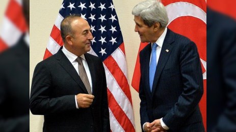 &Ccedil;avuşoğlu Kerri ilə Mosuldakı vəziyyəti m&uuml;zakirə edib