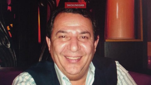 Telman İsmayılovun qardaşı məhkəmədə jurnalistləri HƏDƏLƏDİ