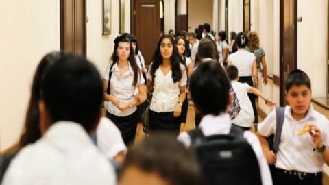Təhsildə YENİLİK: 9-cu sinfi bitirənlərə şəhadətnamə verilməyəcək - FOTO  