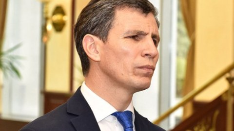 "Təklif edirəm ki, bu vəsait şəhidin həyat yoldaşına verilsin"