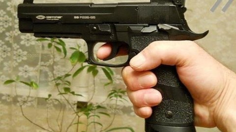 91 yaşlı kişi tapan&ccedil;a ilə pensiya almağa getdi