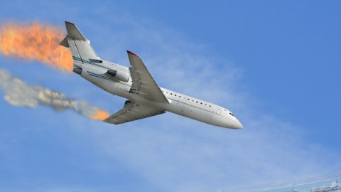 Pilot təyyarəni sərnişinləri vurmaqdan g&uuml;clə yayındırdı