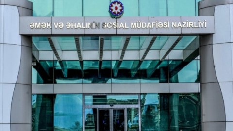 Qarabağ d&ouml;y&uuml;ş&ccedil;&uuml;ləri Səlim M&uuml;sl&uuml;movun nazirliyi qarşısında piket ke&ccedil;irəcəklər