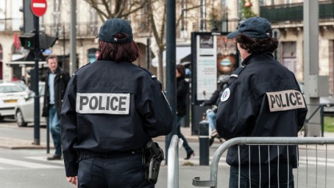  Fransada yüksək səviyyəli terror təhlükəsi elan olundu 