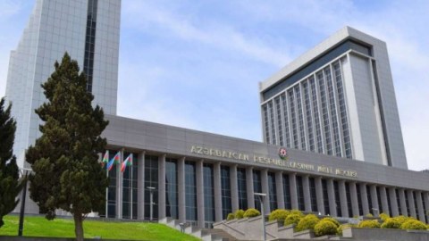 Deputatların etik davranış qaydaları hazırlanır  