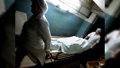 Bakıda bir mənzildə 5 Kamerun vətəndaşı &ouml;l&uuml; tapıldı