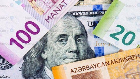 “Qara bazar”da 1 dollar 1 manat 90 qəpikdən bahadır