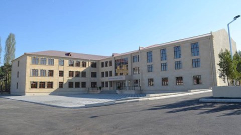 Şəmkir məktəbindəki qalmaqala son qoyuldu - direktor işdə qaldı, laborant isə...