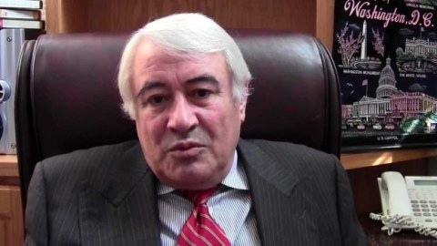 "Trampın siyasəti d&uuml;nya&nbsp;iqtisadiyyatını darmadağın edəcək" -&nbsp;M&Uuml;SAHİBƏ &nbsp;