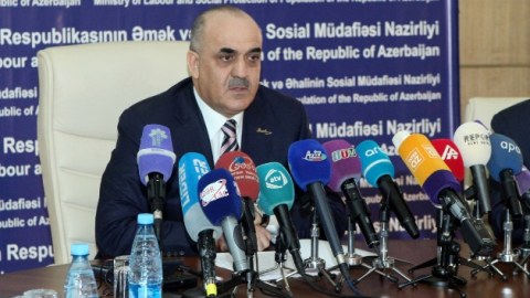 “1 milyon 240 min nəfərin pensiyası artıb”  