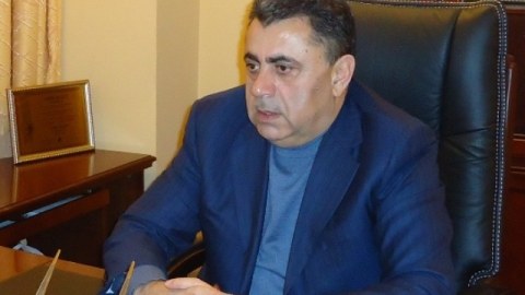 “Mən hara, Çexiyada mənzil almaq hara!”