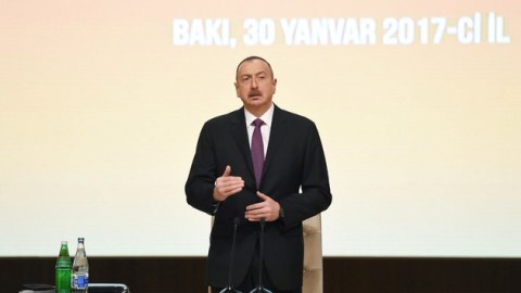 İlham Əliyev: “Bizi nümunə kimi göstərirlər”