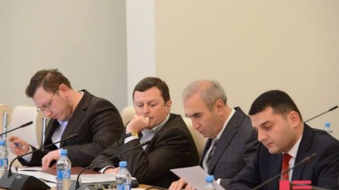 Soydaşlarımızın torpaq problemi müzakirə olunub 