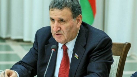 Milli Məclis təhsil məsələlərinə yenidən baxacaq  
