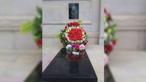 Mavi beretli qəhrəman - Aprel şəhidinin həyat DASTANI - FOTOLAR  