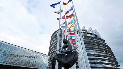 Avropa Parlamentinin Nazirlər Komitəsi martda azərbaycanlı k&ouml;&ccedil;k&uuml;nlərin iddiasına baxacaq  