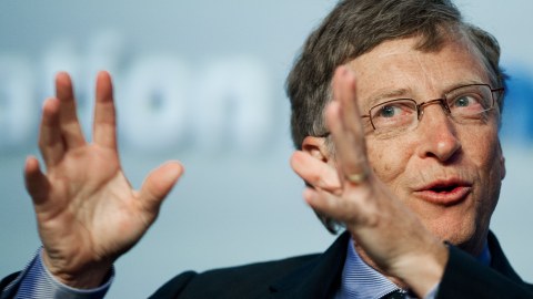 Bill Qeyts həyəcan təbili ÇALDI: “Yeni virus yaradırlar, 30 milyon insan ölə bilər”