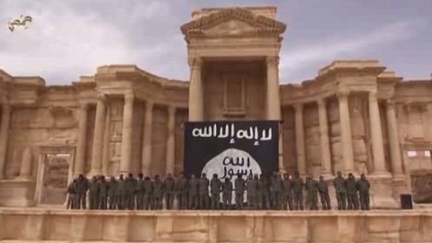 İŞİD Palmiranı itirmək &uuml;zrədir