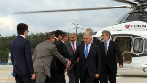 Baş nazir helikopterdə &ccedil;ətin anlar yaşayıb