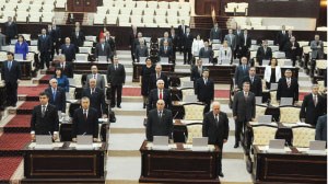 Hökumətin hesabatı deputatlara paylandı  