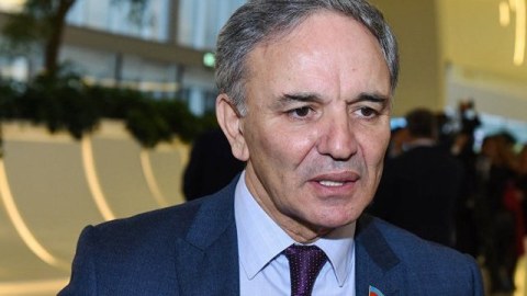 Əflatun Amaşov Elmira S&uuml;leymanovanı tənqid etdi  
