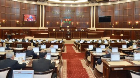 Azərbaycanda pensiya yaşı ARTIRILDI