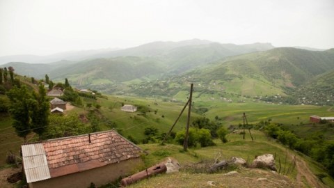 Azərbaycanda he&ccedil; kimin siqaret &ccedil;əkmədiyi unikal kəndin adı YUNESKO-ya gedib &ccedil;atıb - MARAQLI