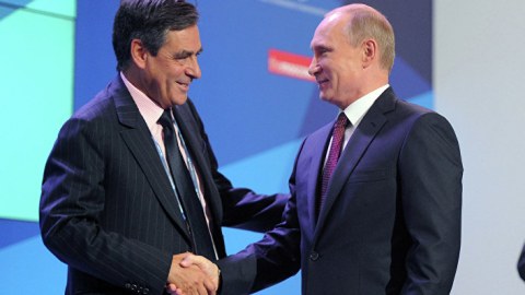Putinin adı yeni qalmaqalda hallandı